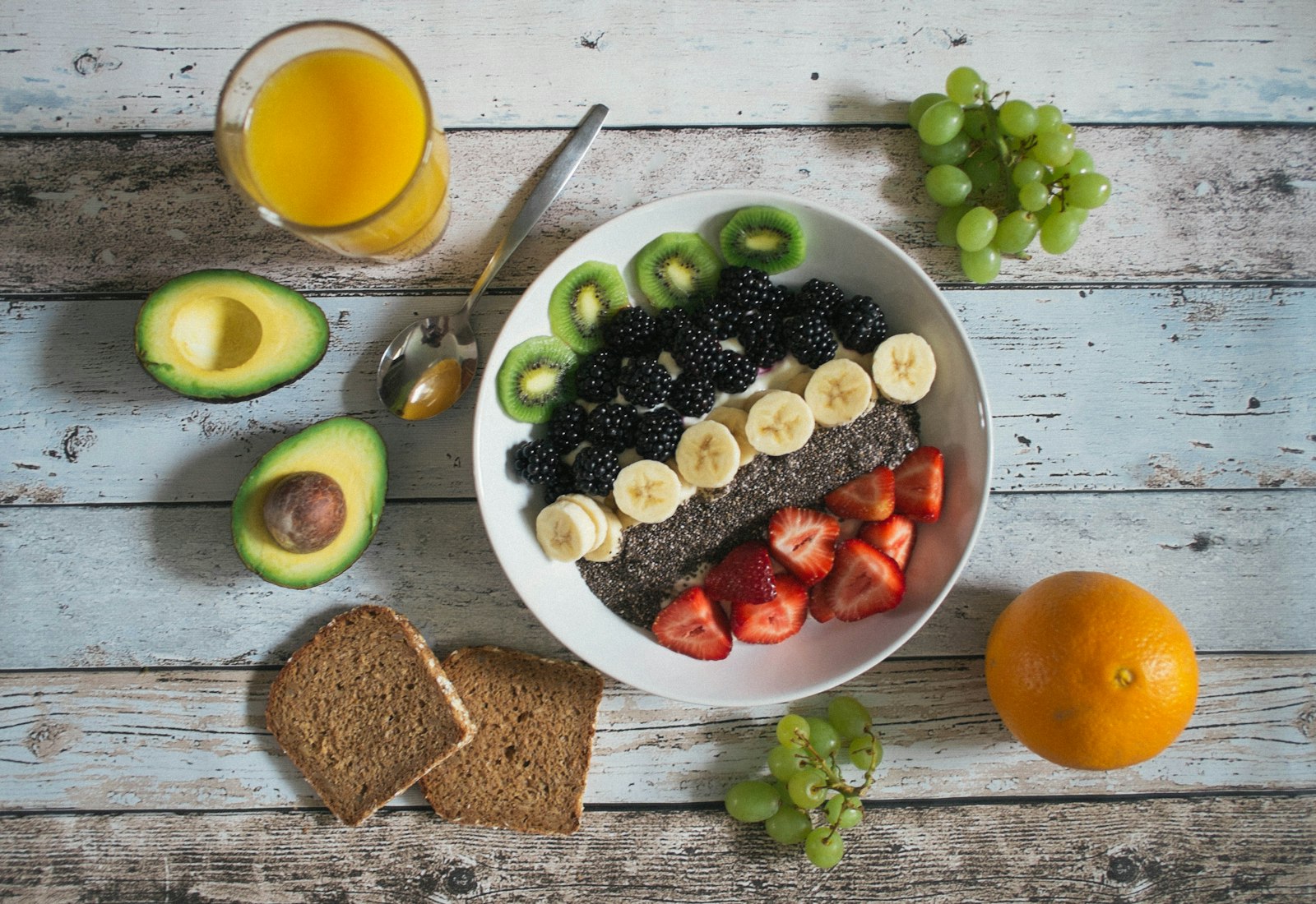 Consulta profesional en nutrición clínica y hábitos saludables